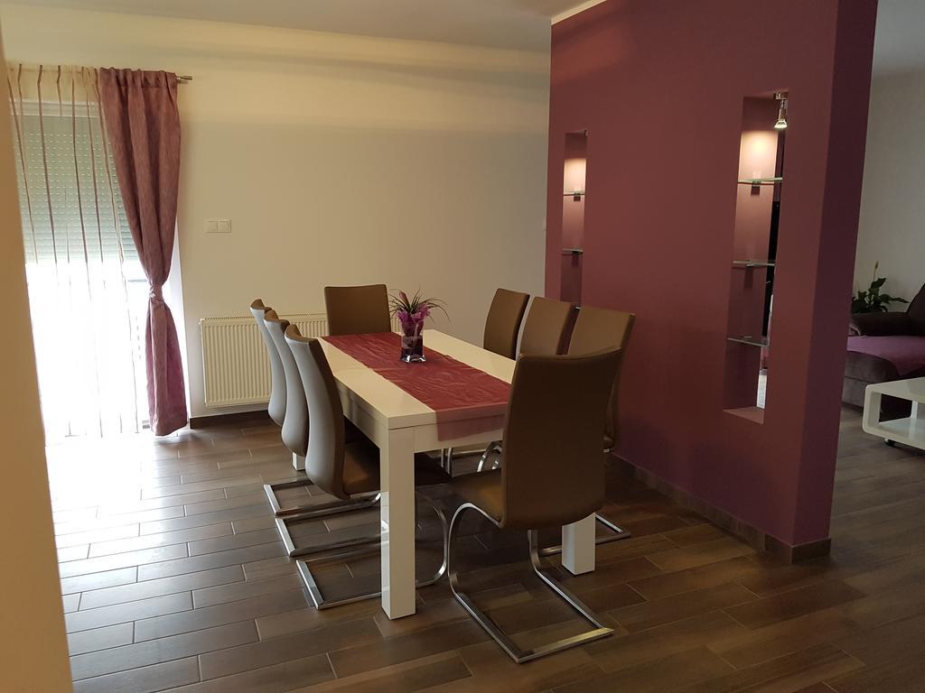 Apartments Tereza Senj  Buitenkant foto